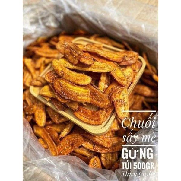 CHUỐI SẤY MÈ GỪNG GIÒN NGỌT NGON KHÓ CƯỠNG 500G - WINNIE HOUSE CHUỐI SẤY MÈ GỪNG GIÒN NGỌT NGON KHÓ CƯỠNG 500G - WINNIE HOUSE