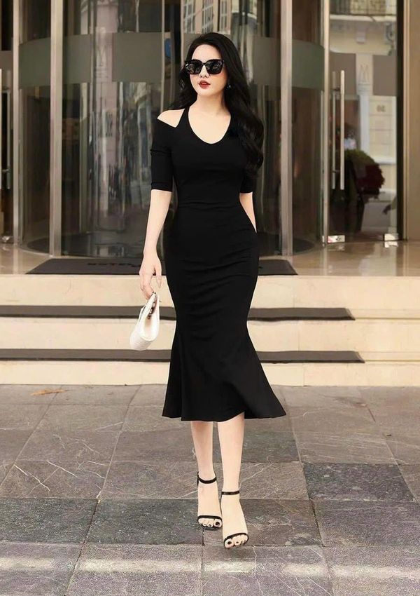Đầm đuôi cá hở vai sang trọng hàng cao cấp mẫu mới về Đầm đuôi cá hở vai sang trọng hàng cao cấp mẫu mới về