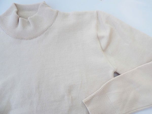 Áo len cổ 5p cho nam nhiều màu đẹp lên dáng đẹp chất len mềm dày dặn kín ấm Hà Đinh- Size M L XL XXL -5p-m9 Áo len cổ 5p cho nam nhiều màu đẹp lên dáng đẹp chất len mềm dày dặn kín ấm Hà Đinh- Size M L XL XXL -5p-m9