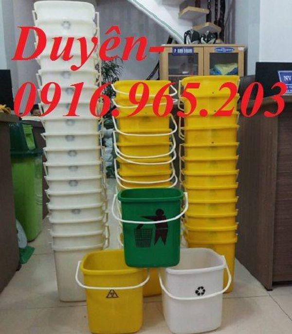 Thùng rác nắp lật 5l trên xe tiêm giá sỉ, giá bán buôn - Thị Trường Sỉ