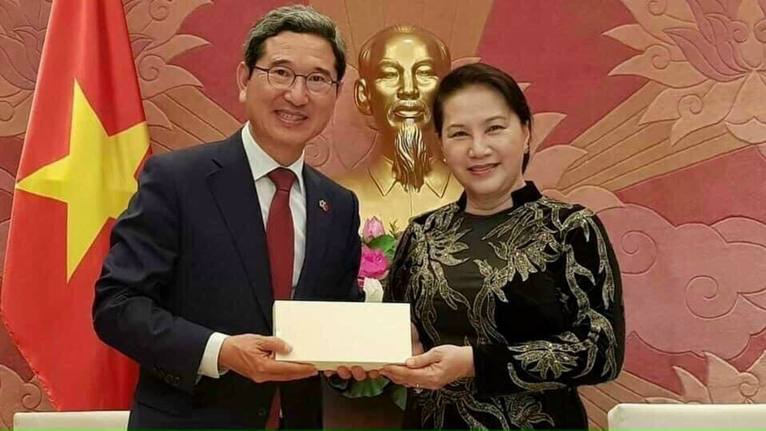 Sâm Linh Chi Hàn Quốc
