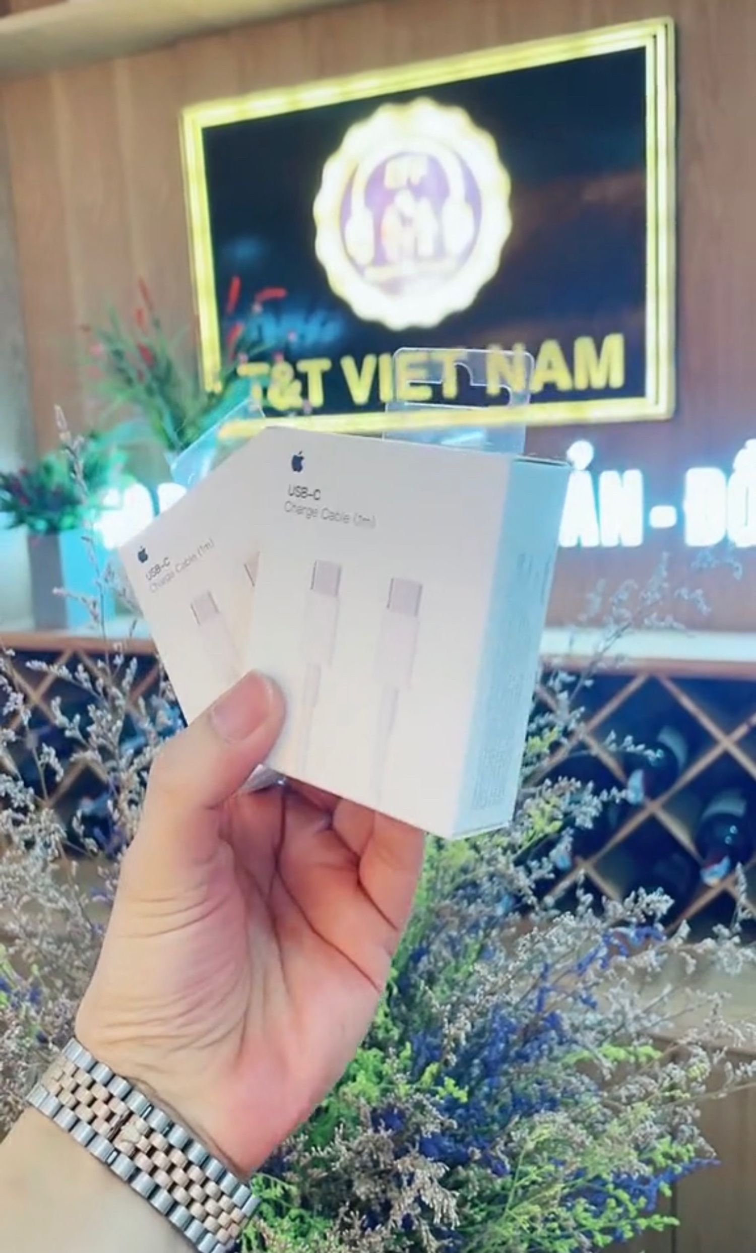 Công Ty Phụ Kiện Giá xưởng