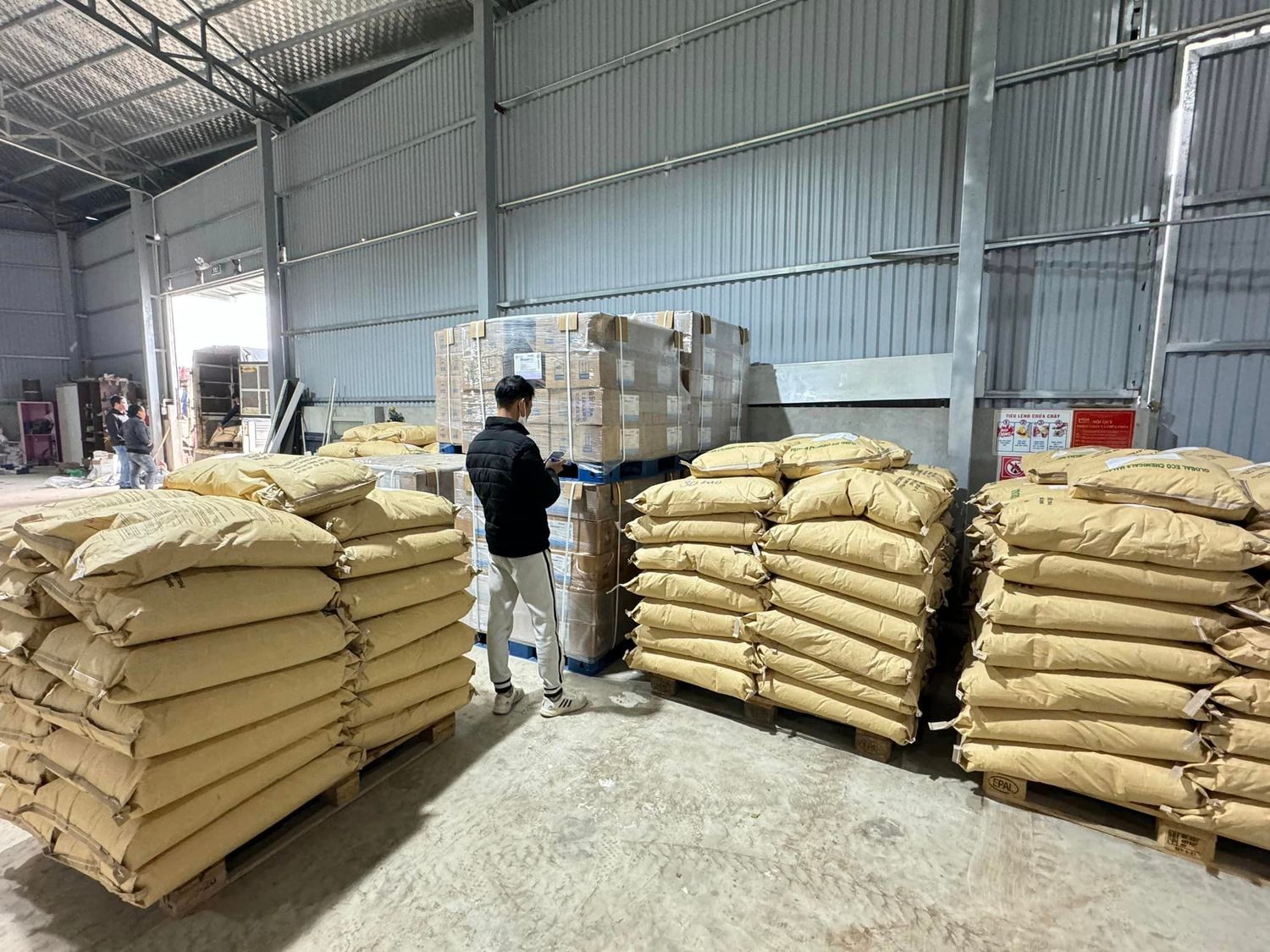 HÓA CHẤT TỔNG HỢP